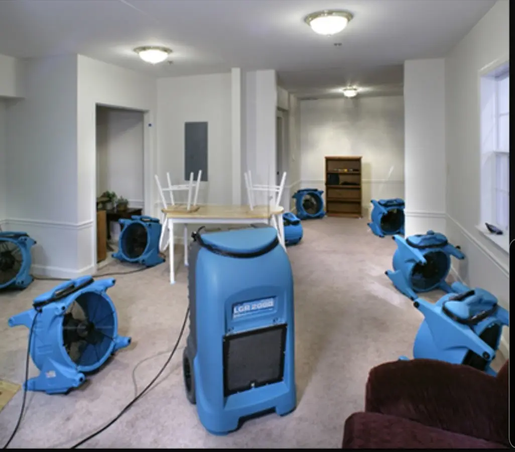 Air movers and dehumidifier setup for Water Extraction & Removal in Memphis